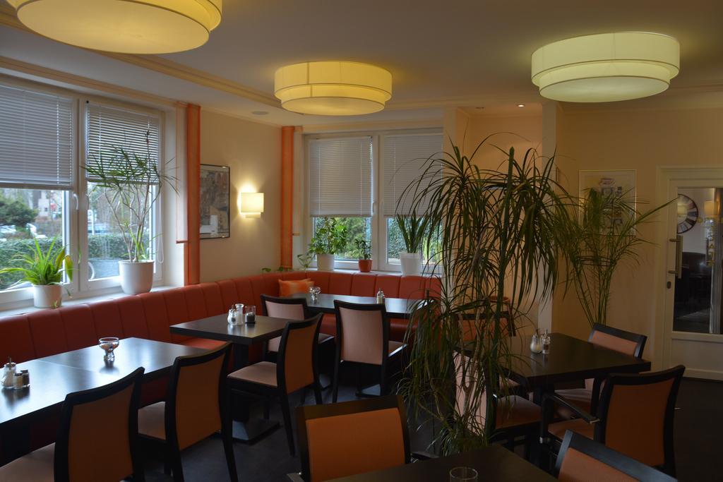 Hotel Oyten Am Markt Экстерьер фото
