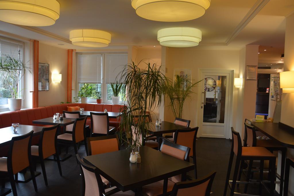 Hotel Oyten Am Markt Экстерьер фото