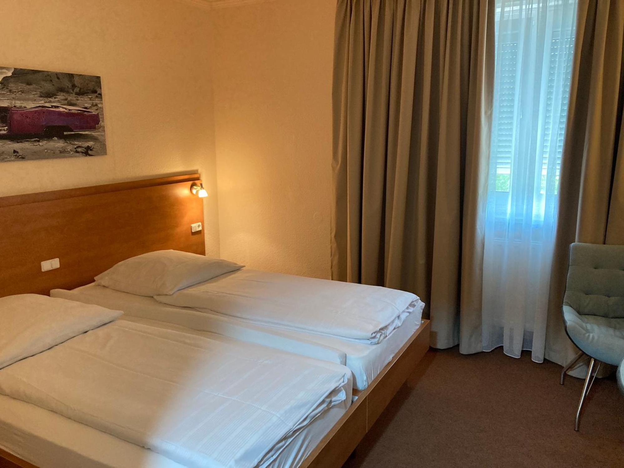 Hotel Oyten Am Markt Экстерьер фото