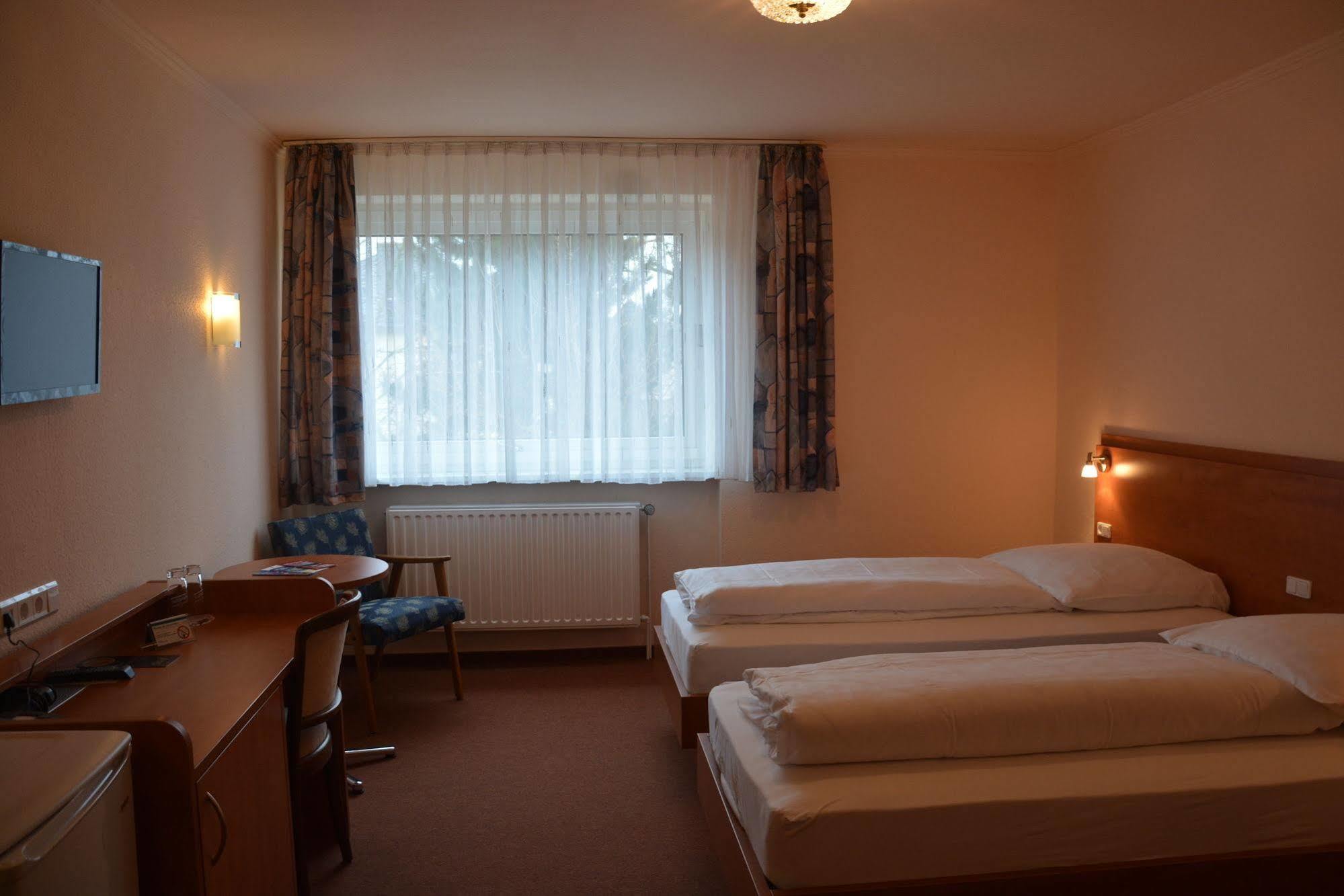 Hotel Oyten Am Markt Экстерьер фото